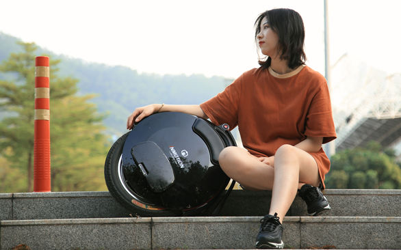 インモーション セグウェイ V10F INMOTION 電動一輪車【INMOTION V10Fレビュー】セグウェイ | J.E.U.C.F.